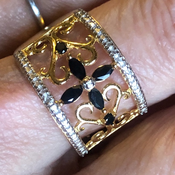 Sapphire & diamond ring size 8 marked sterling “925” with 22 k gold plate - Picture 4 of 10